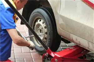 五华附近拖车24小时服务热线电话